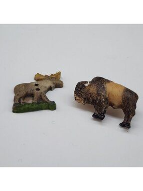 Moose & Bison Buttons Crafts Sewing Embellishment Quilting  Wildlife Figurine